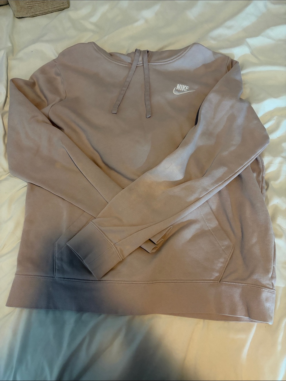 Nike Crewneck Pullover in Mauve